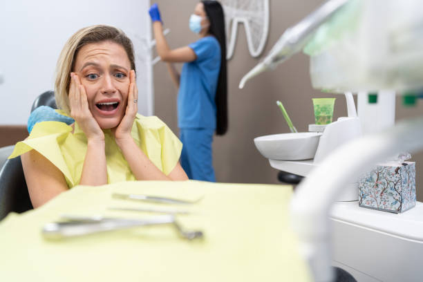 Best Emergency Cosmetic Dentistry (e.g., broken veneers) in Seeley, CA